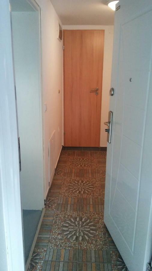 Apartman Mahala One SJJ Esterno foto