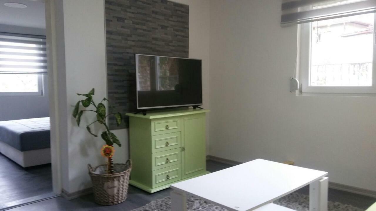 Apartman Mahala One SJJ Esterno foto